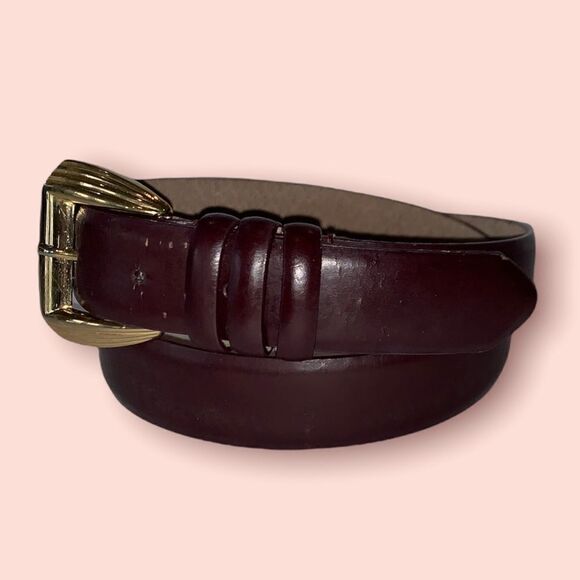Career Classic Leather Belt - Picture 2 of 5